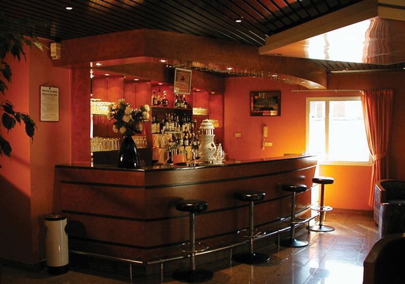 Hotel Saphir Lyon Restaurant photo